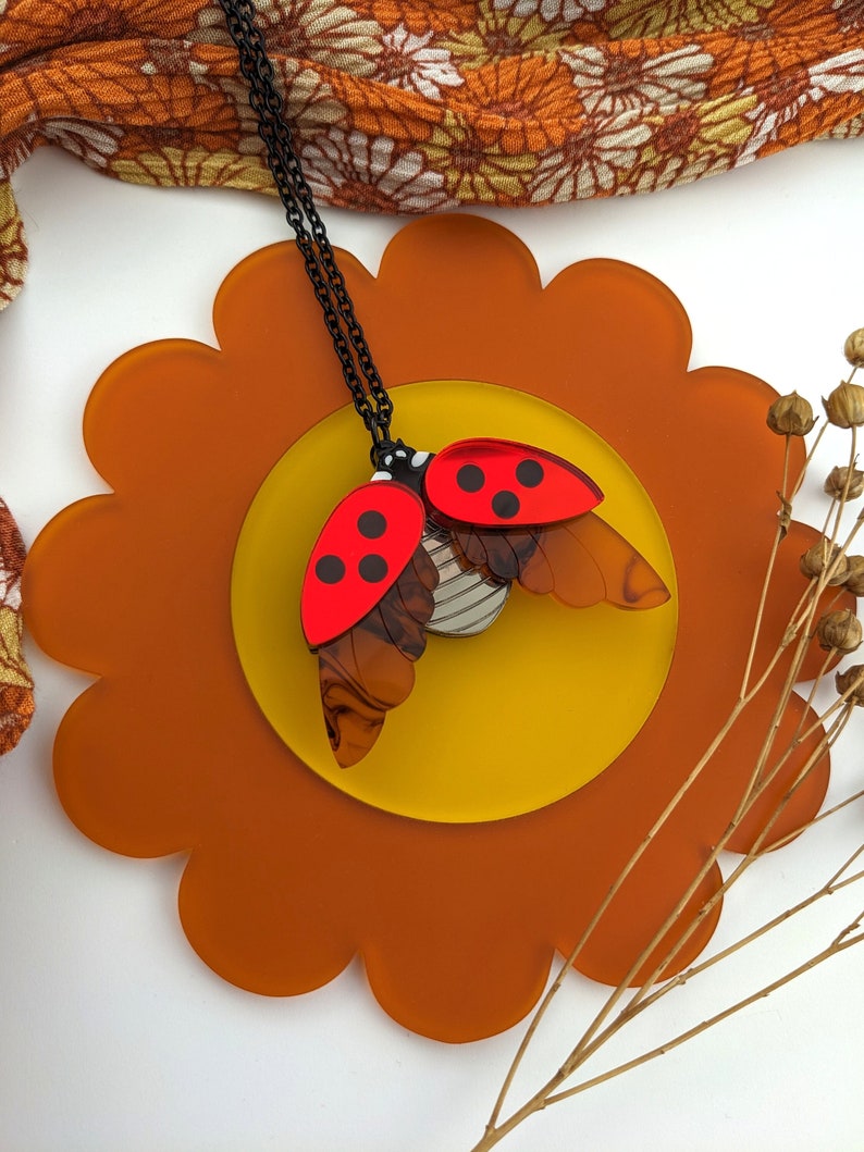 3 Colours PRE ORDER Ladybird Pendant, red ladybug, insect, beetle, laser cut, gift Red Mirror