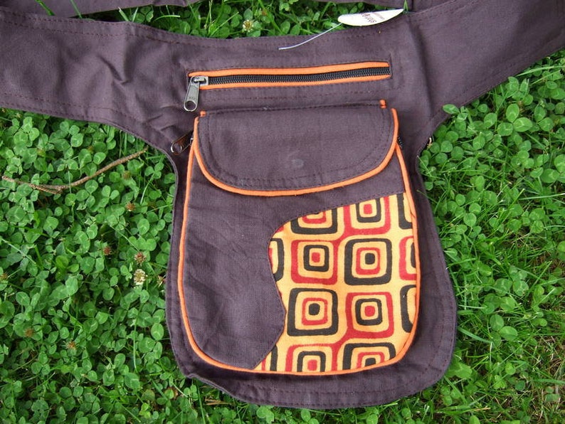 Hawanja sac de ceinture marron avec tissu à motifs orange image 2