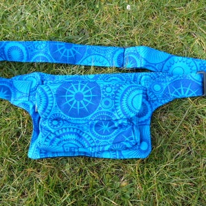 Bolsa de cinturón Hawanja azul estampado imagen 1