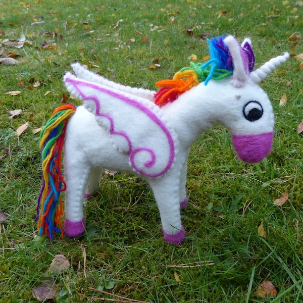 Hawanja Filzfigur Einhorn/ Pegasus