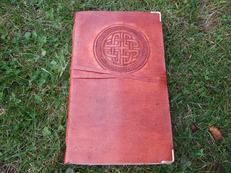 Hawanja Lederbuch mit Ornament, braun Bild 1