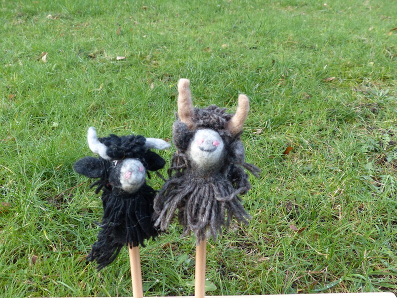 Hawanja finger puppet set yak