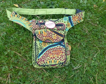 Hawanja belt bag green patterned M or L