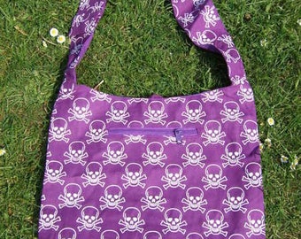 Hawanja Shoulder bag purple with skulls