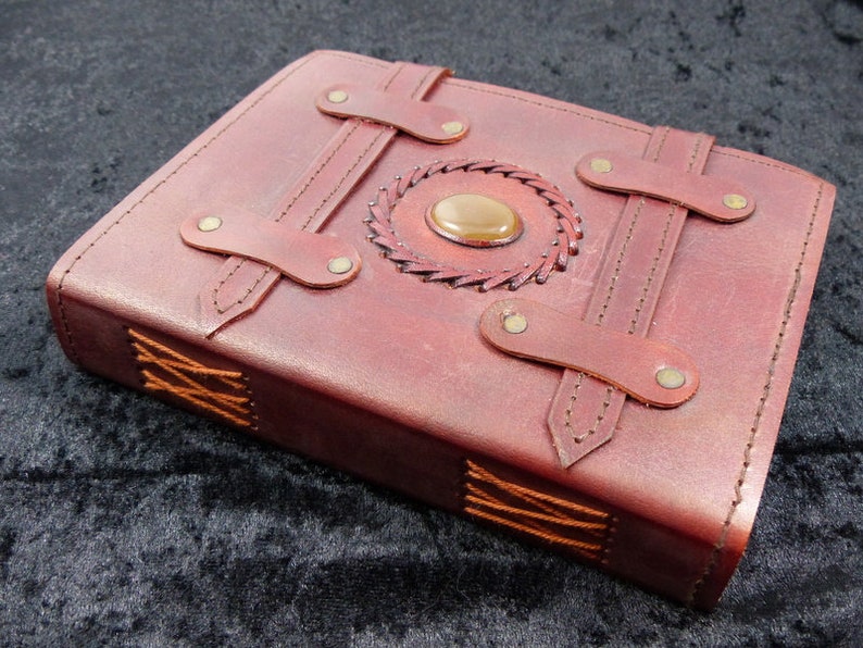 Hawanja leather with gemstone, brown image 2