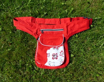 Hawanja Gürteltasche rot/weiß mit Blümchen