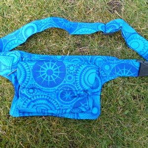 Hawanja sac bleu à motifs image 2