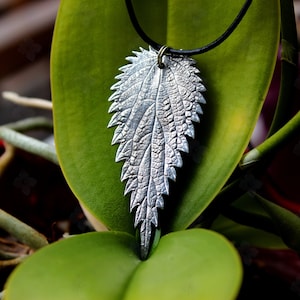 Sterling silver nettle leaf pendant-Urtica dioica leaf necklace-Meadow plant pendant-Extremely detailed leaf pendant-Nature lovers gift