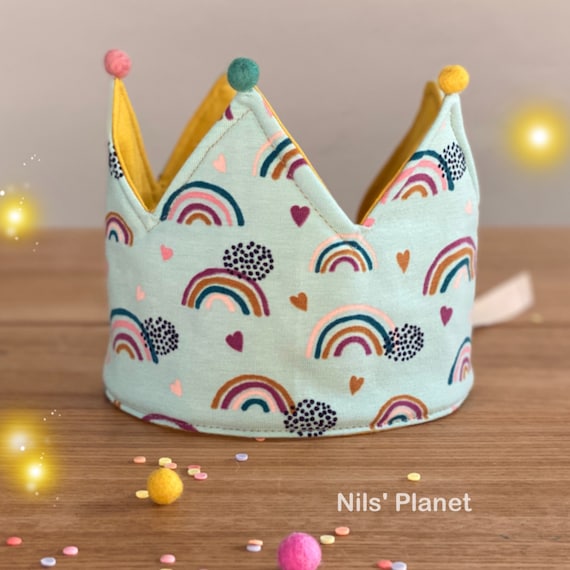 Corona di compleanno in tessuto, corona di compleanno, numero arcobaleno,  corona di compleanno per bambini, corona colorata gialla, bambino unisex -   Italia