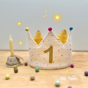 Corona di compleanno in tessuto, corona di mussola, glitter bianchi, coriandoli colorati, corona di compleanno per bambini, corona di neonata