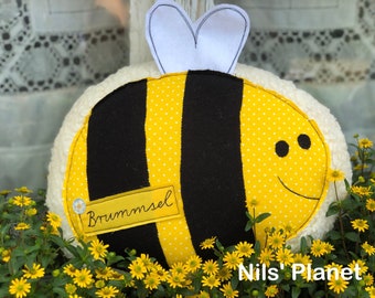 Kuscheltierkissen "WILDE HUMMEL" Babykissen mit Namen Kinderkissen Kuschelkissen Mädchen Junge Farbwahl Geschenk Geburt Taufe weich