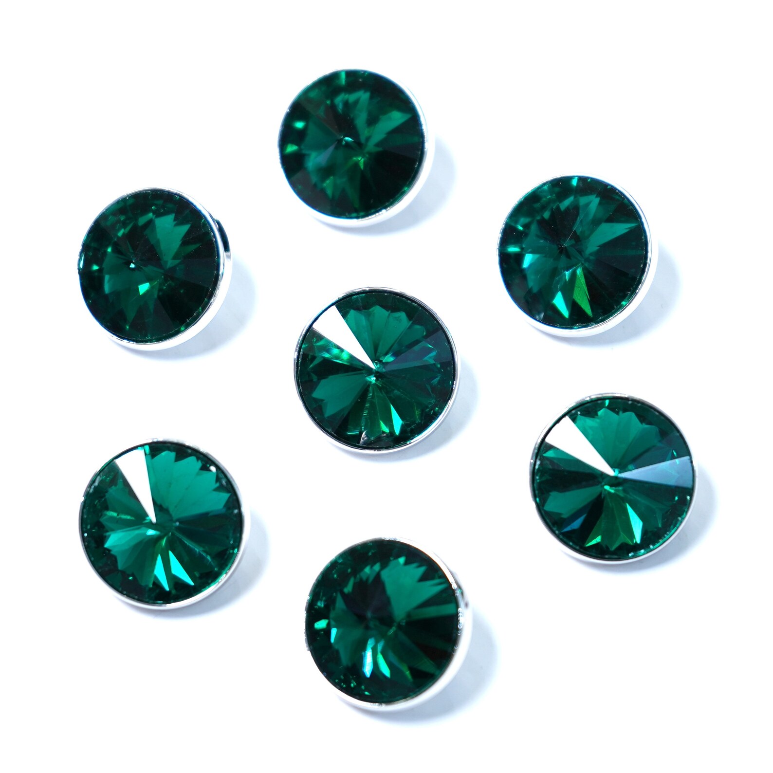Rhinestone Round Button 19.87mm X 19.87mm 204 02 / Sew on Bling Sparkle ...