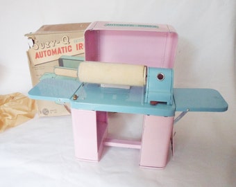 Vintage 1940's Suzy - Q Tin Toy Automatic Ironer NIB