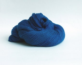 Hand-dyed sock yarn "Tardis 11th" with speckles, 100g, 4-ply mulesing-free dyed sock yarn 22119 G