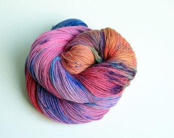 Hand-dyed sock wool "Romance" with speckle, 100g, 4-fold -21- 22 dyed sock yarn