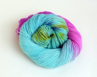 Hand-dyed sock yarn "Fernweh" 100g, with speckles, 4-ply, mulesing-free -2814- 2815 dyed sock yarn
