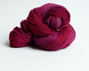 Handgefärbte Sockenwolle "Merlot" 1432-1433 Mini Strang 50 g  4fach Merino High Twist Garn, Atelier Zitron