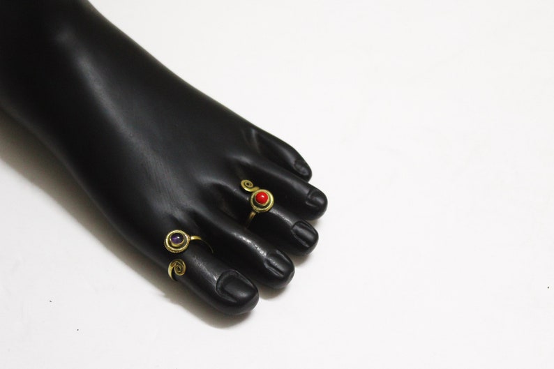 foot jewellery Boho gypsy tribal toe ring knuckle ring simple toe ring Red spiral adjustable brass toe ring stackable ring midi ring