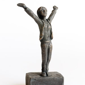 Devotion 2, bronze sculpture, patinated image 2