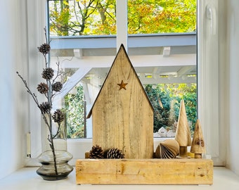 Upcycling Holzhaus mit Rostdach gerade