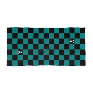 Beach Bath Towel Black and Green Checker  (Buenos New Chess)