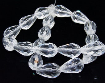 8 Glass cut drops 15 x 10 mm-clear-transparent-drop glass drops