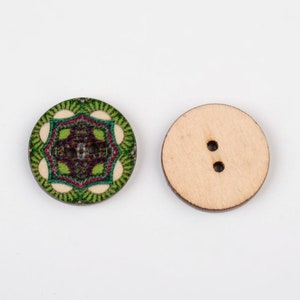 10 wooden buttons - 25 mm - patterned - green colored buttons wood