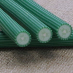 4 Polymer Clay Sticks GURKE grün nail art Bild 2