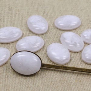 10 Cabochons-18 x 13 mm white marbled-White image 2