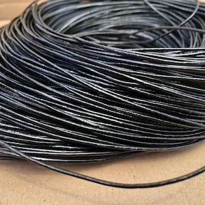 2 m (1.00EUR/1 m) LEATHER STRAP - 1.5 mm - BLACK - cowhide leather strap cord leather cord