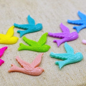 9 cabochons - vogels - kleurenmix - 22 x 24 mm ZWALKERS