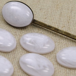 10 Cabochons-18 x 13 mm white marbled-White image 3