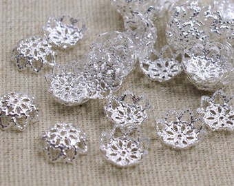 50 beaded caps 10 mm - decorated - flowers SILVER