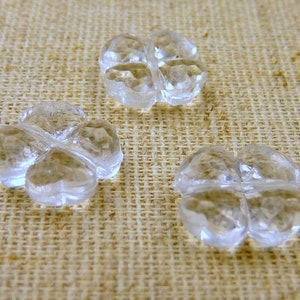 20 acrylic beads 4-leaf CLOVER LEAF 12 mm clear