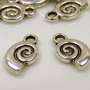 20 Pendants-snails silver spirals-