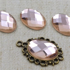 4 glass cabochons 18 x 13 mm - oval PEACH faceted