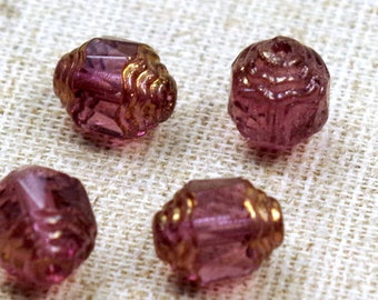 4 böhmische Barock Glasperlen 10x8mm - AMETHYST