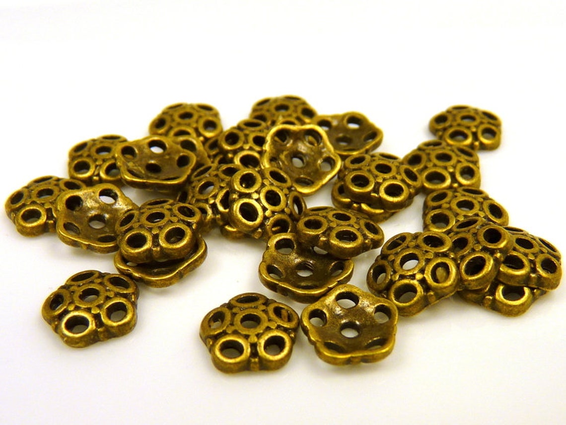 30 Solid Bead Edits 8 Mm Flower Bronze Etsy