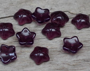 10 böhmische Glasblumen - 10mm -  Blumen - AMETHYST - Blüten - Glasblüten, Blütenkelche - aubergine - lila