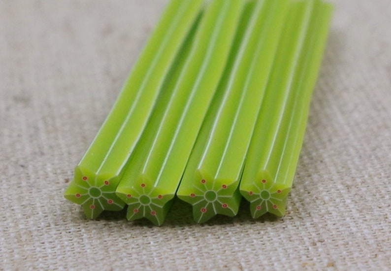 4 Polymer Clay Sticks STERN nail art hellgrün grün Bild 1
