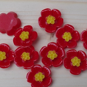 10 cabochões - dois tons - flores 16 mm vermelho amarelo