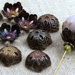 50 große Perlenkappen 13,5mm BRONZE Blüten Blätter Bild 1