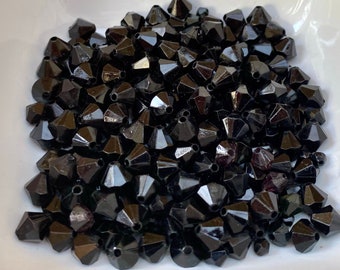 30g - Acrylic beads (1kg/50,00EUR) - 7-8 mm - black - Bicone
