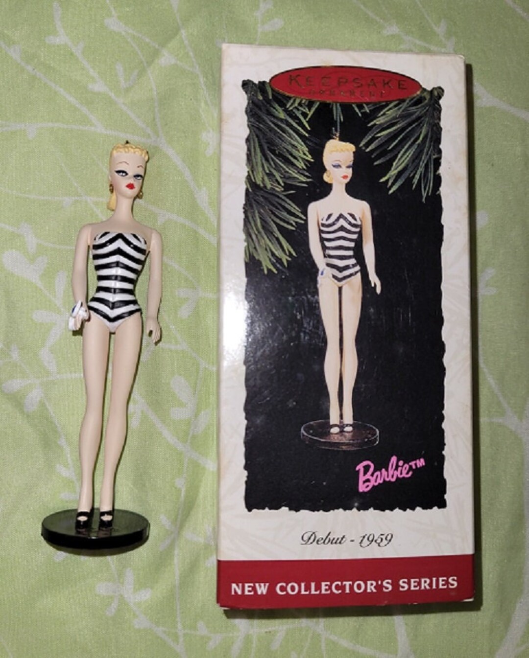 Vintage BARBIE NOS Debut 1959 Hallmark 1994 Keepsake Ornament Christmas