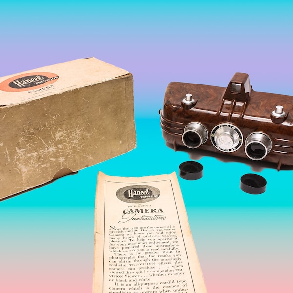 Haneel Tri-Vision Collectable Stereo Trophy Camera 828 Film American Made Bakelite