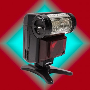 Nikon Speedlight SB-20 Flash Unit for F501, N2020, etc.