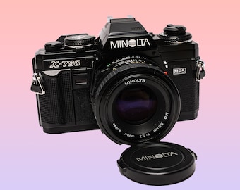 Minolta X-700 mit 50 mm F1.7 Kamera, „Ein 35-mm-Filmklassiker“: Filmbereit!