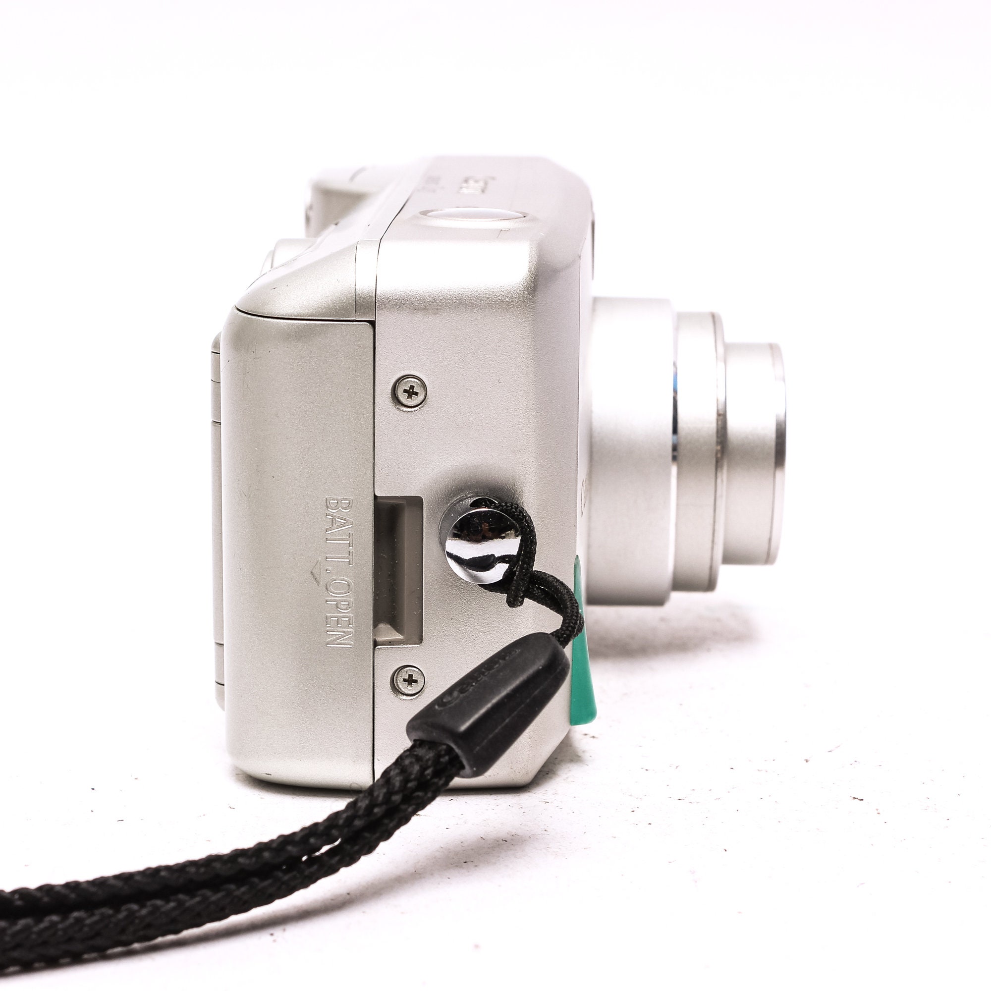 キャノンcanon Z155 SURE SHOT フィルムカメラ　動作品 キャノンcanon Z155 SURE SHOT フィルムカメラ 動作品 - メルカリ