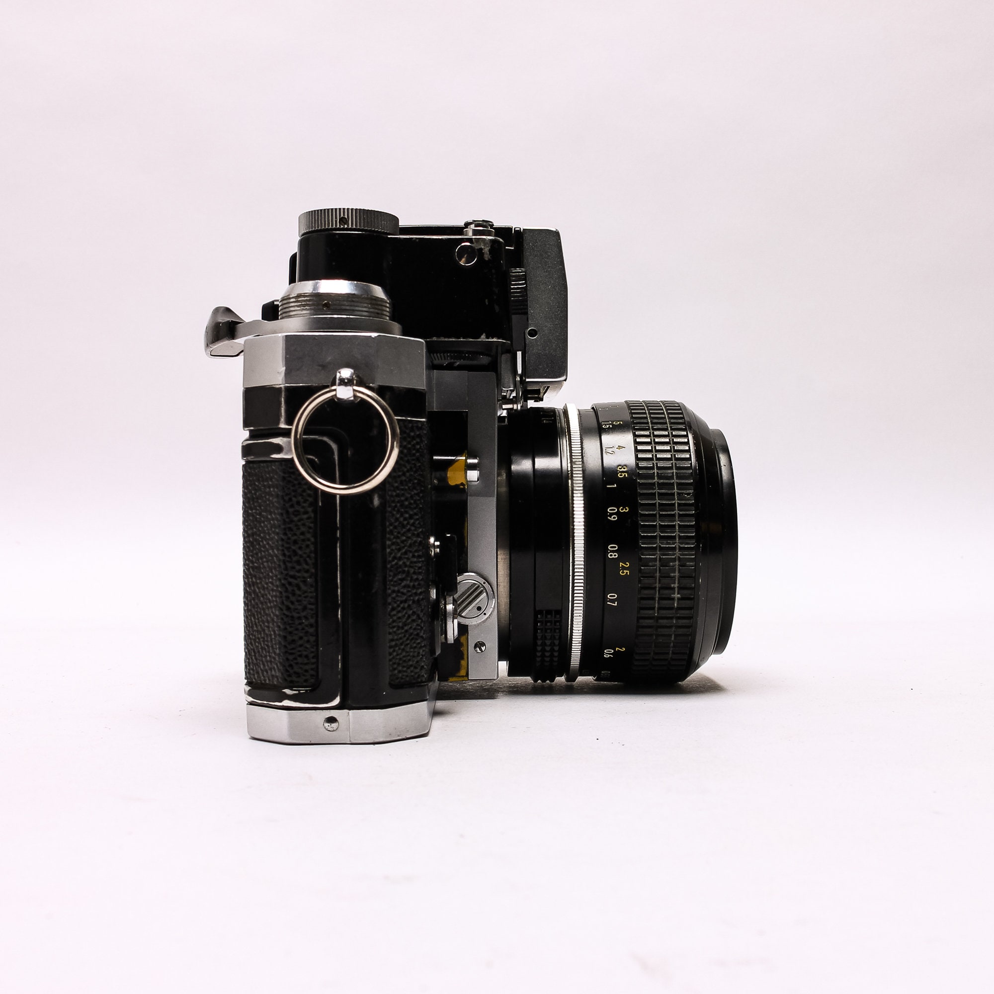 Nikon F Apollo FTn ファインダー付き、50 mm F1.4 Nikkor SC レンズ