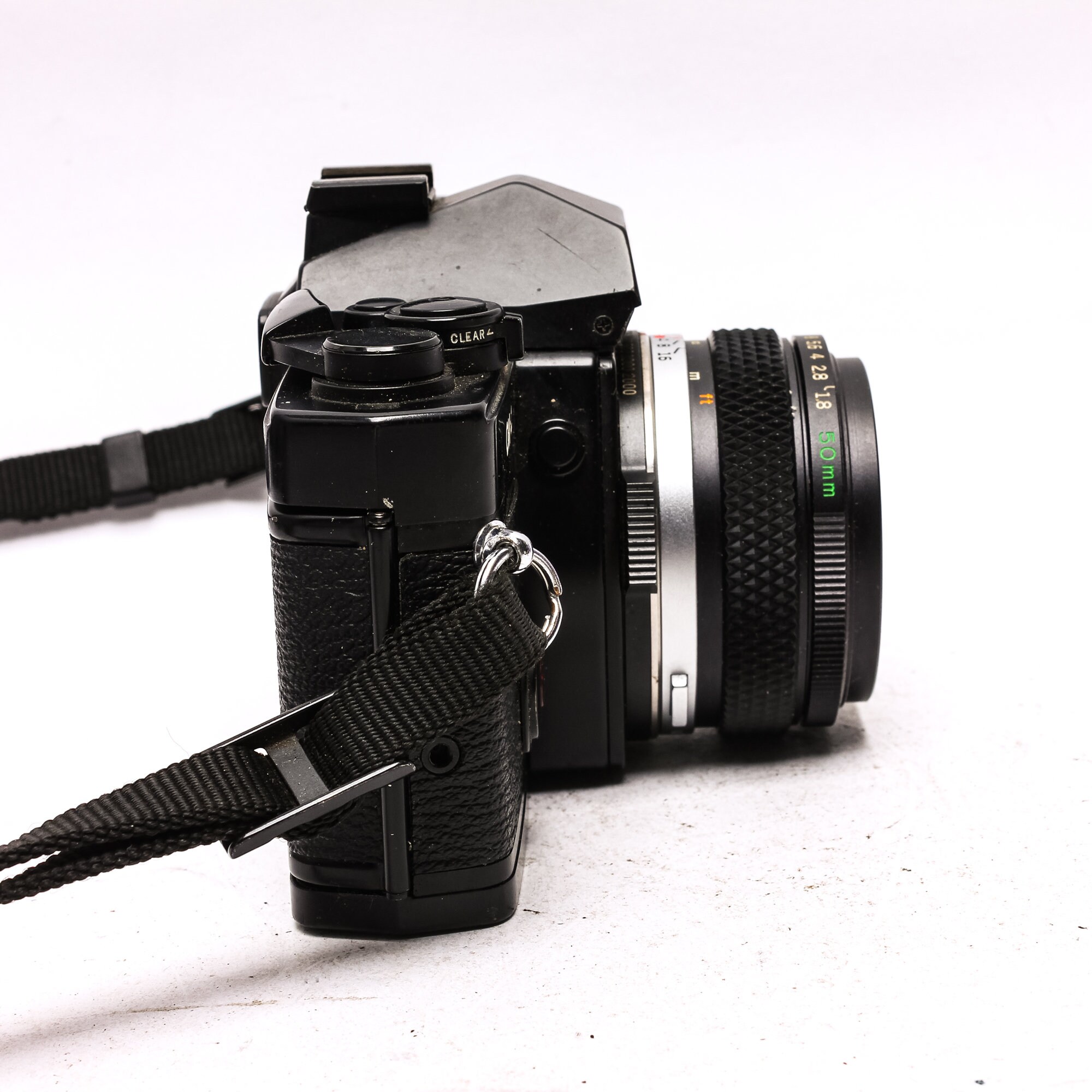 Olympus OM-4 + 50mm F1.8 Zuiko Lens, Amazing Metering System Olympus OM-4 + 50mm F1.8 Zuiko Lens, Amazing Metering System